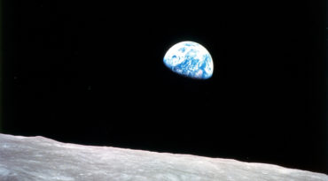 'วันคุ้มครองโลก' (Earth Day) มีความสำคัญต่อโลกอย่างไร