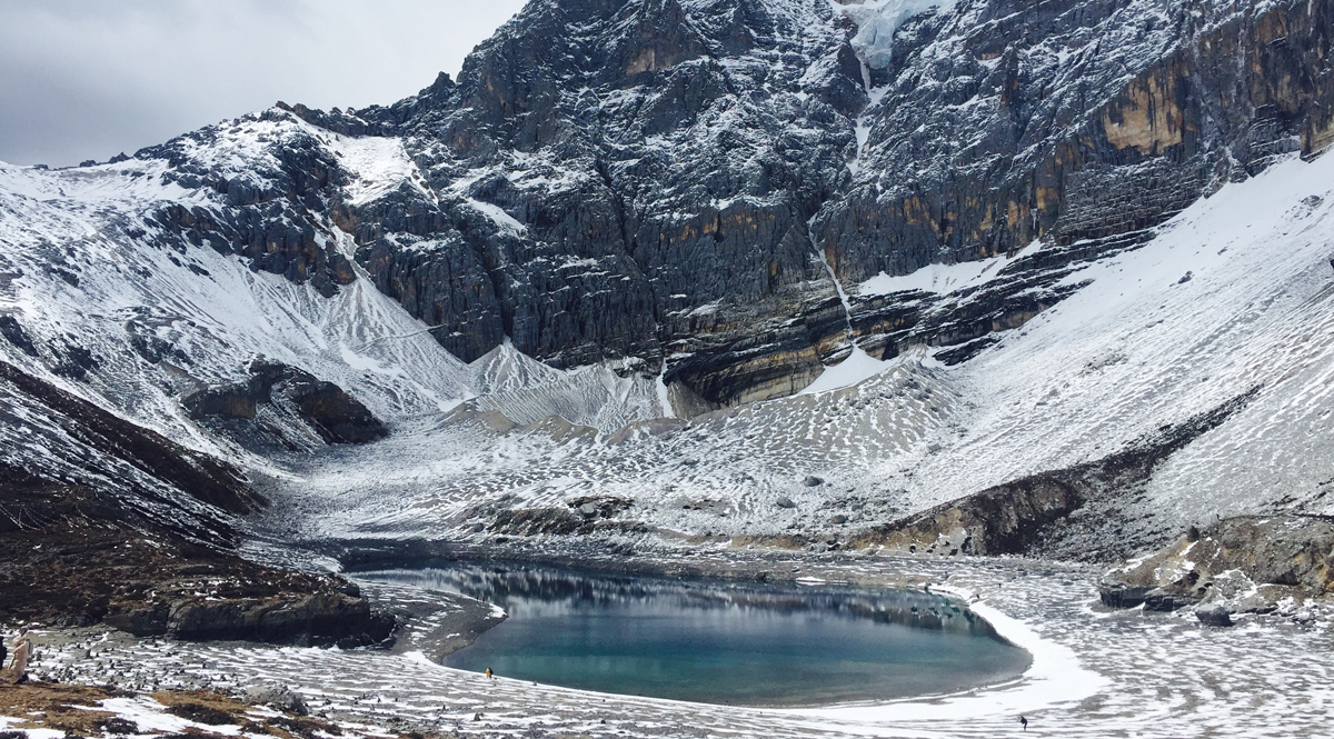‘จุลชีพ’ กว่า 900 สายพันธุ์ ซ่อนตัวอยู่ใต้ธารน้ำแข็งทิเบต หวั่นโลกร้อนทำให้เชื้อโรคแพร่กระจาย