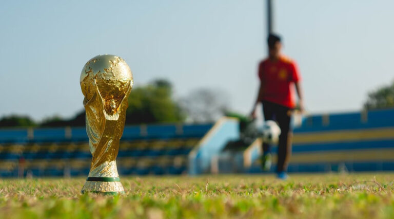 ฟุตบอลโลก 2022 กับความเป็นกลางทางคาร์บอน ทำได้จริงหรือแค่...