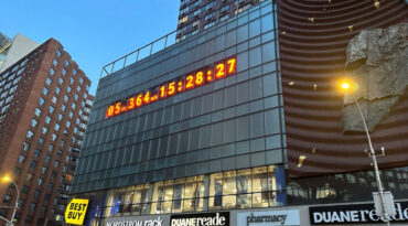 นาฬิกาสภาพอากาศ (Climate clock) นับถอยหลัง 5 ปี สู่หายนะสภาพภูมิอากาศที่ไม่สามารถกลับสู่จุดสมดุลได้อีก 