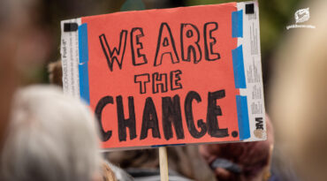 เมื่อการเมืองท้องถิ่นเขย่านโยบายโลก กรณีอังกฤษและบทเรียนด้าน Climate Emergency
