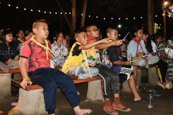 ค่ายเยาวชน “พญาแร้งคืนถิ่น” (เมื่อเด็กๆ กลับไปเรียนรู้ในป่า กับเรื่องราวพญาแร้งแห่งป่าห้วยขาแข้ง)