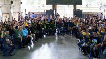 ครอบครัวห้วยขาแข้ง ต้นแบบการอนุรักษ์และแนวทางการจัดการป่าที่ยั่งยืน