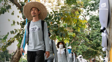 จากฉะเชิงเทรา สู่ทำเนียบรัฐบาล กว่า 125 กิโลเมตร 2 เท้าก้าว 1 ความหวัง 6 วันเดิน ยืนหยัดคัดค้านโรงไฟฟ้าบูรพาฯ