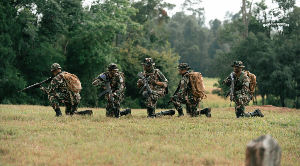 ป่าของโลกกับชีวิตของ ‘คนเฝ้าป่า’ เมื่อการรักษามรดกโลก ไม่อาจฝากชีวิตไว้กับโครงการชั่วคราว